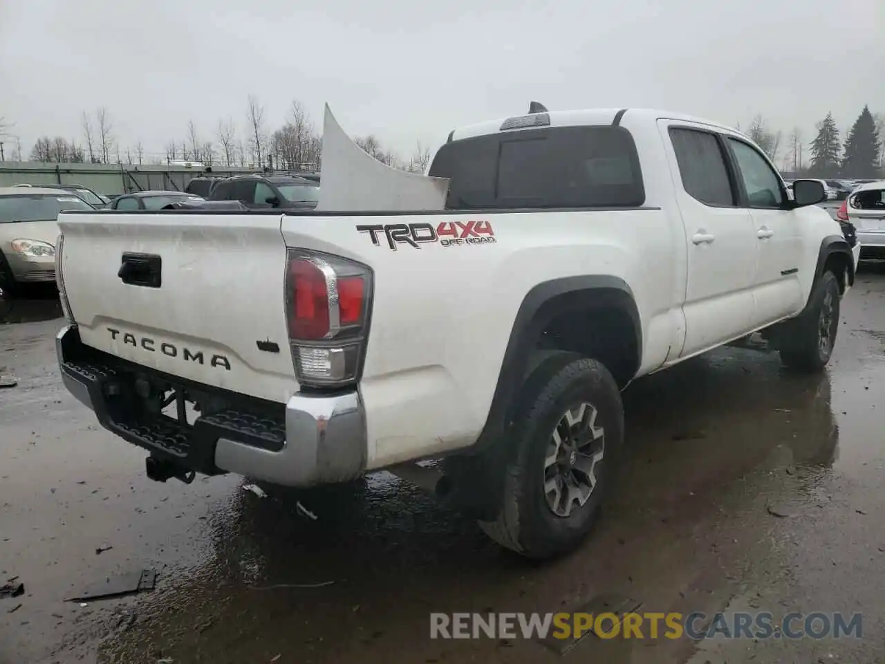 4 Photograph of a damaged car 3TMDZ5BN7MM109765 TOYOTA TACOMA 2021