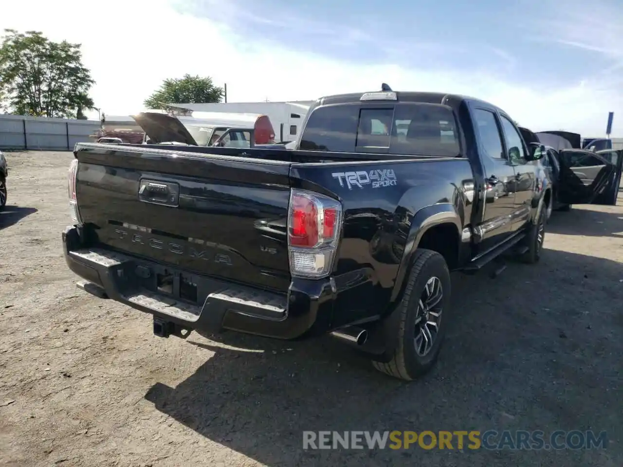 4 Photograph of a damaged car 3TMDZ5BN7MM114092 TOYOTA TACOMA 2021