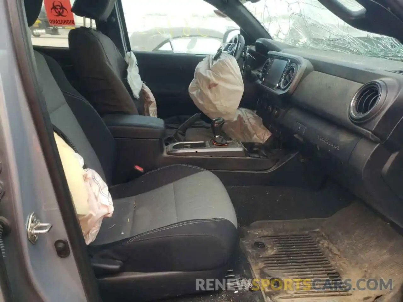 5 Photograph of a damaged car 3TMDZ5BN8MM099845 TOYOTA TACOMA 2021