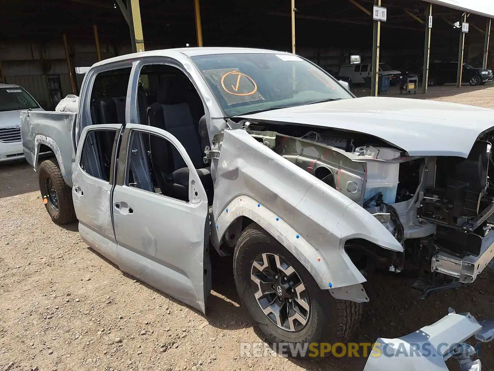 9 Photograph of a damaged car 3TMDZ5BN8MM109161 TOYOTA TACOMA 2021