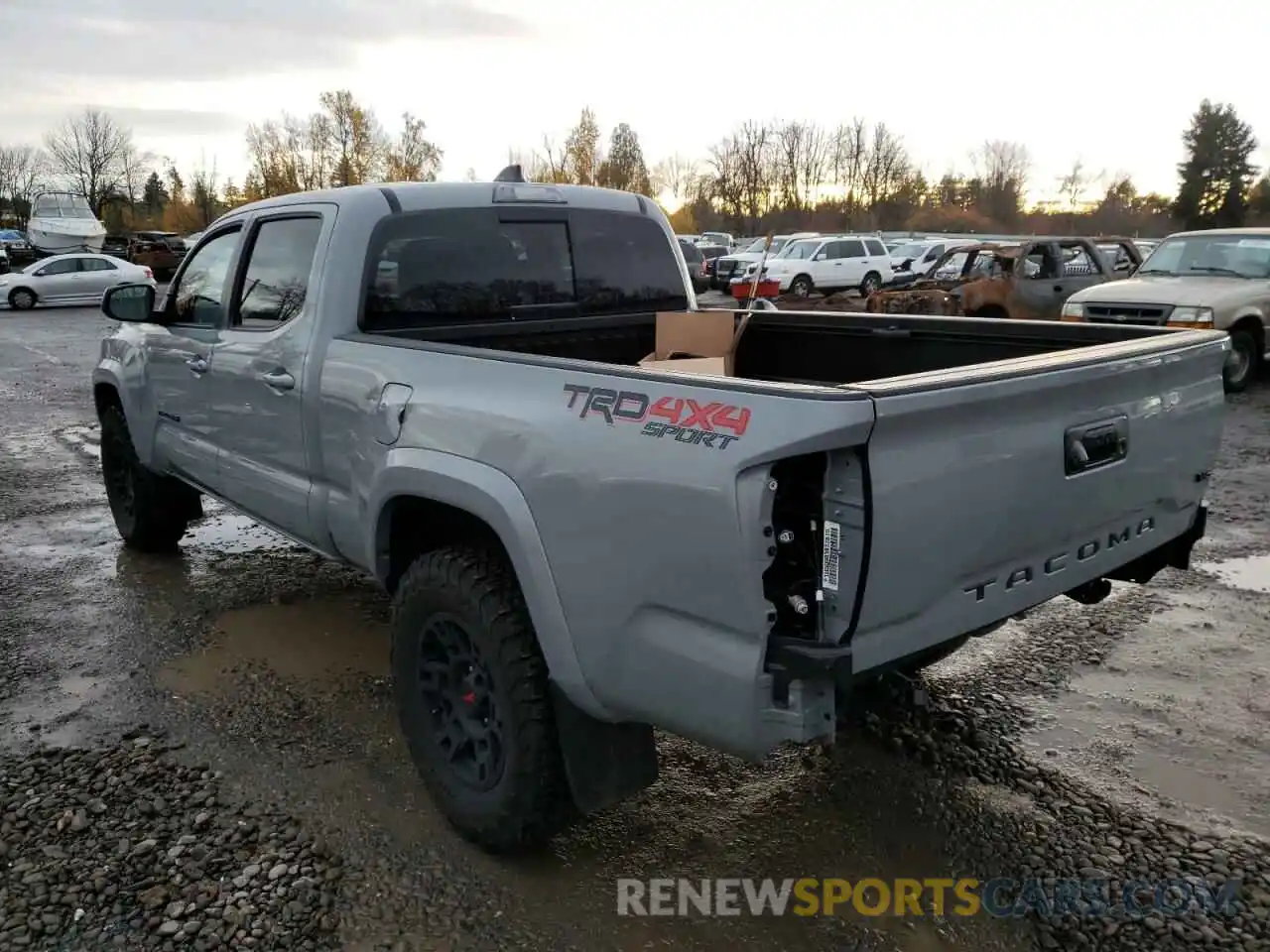 3 Photograph of a damaged car 3TMDZ5BN8MM113887 TOYOTA TACOMA 2021