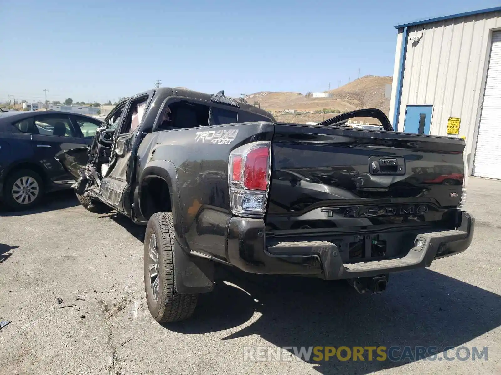 3 Photograph of a damaged car 3TMDZ5BN9MM106172 TOYOTA TACOMA 2021