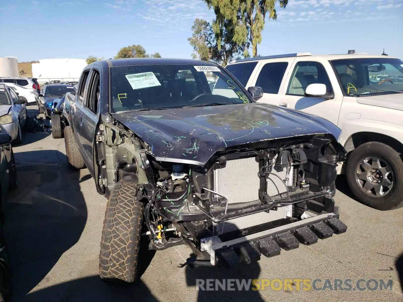 1 Photograph of a damaged car 3TMDZ5BN9MM115812 TOYOTA TACOMA 2021