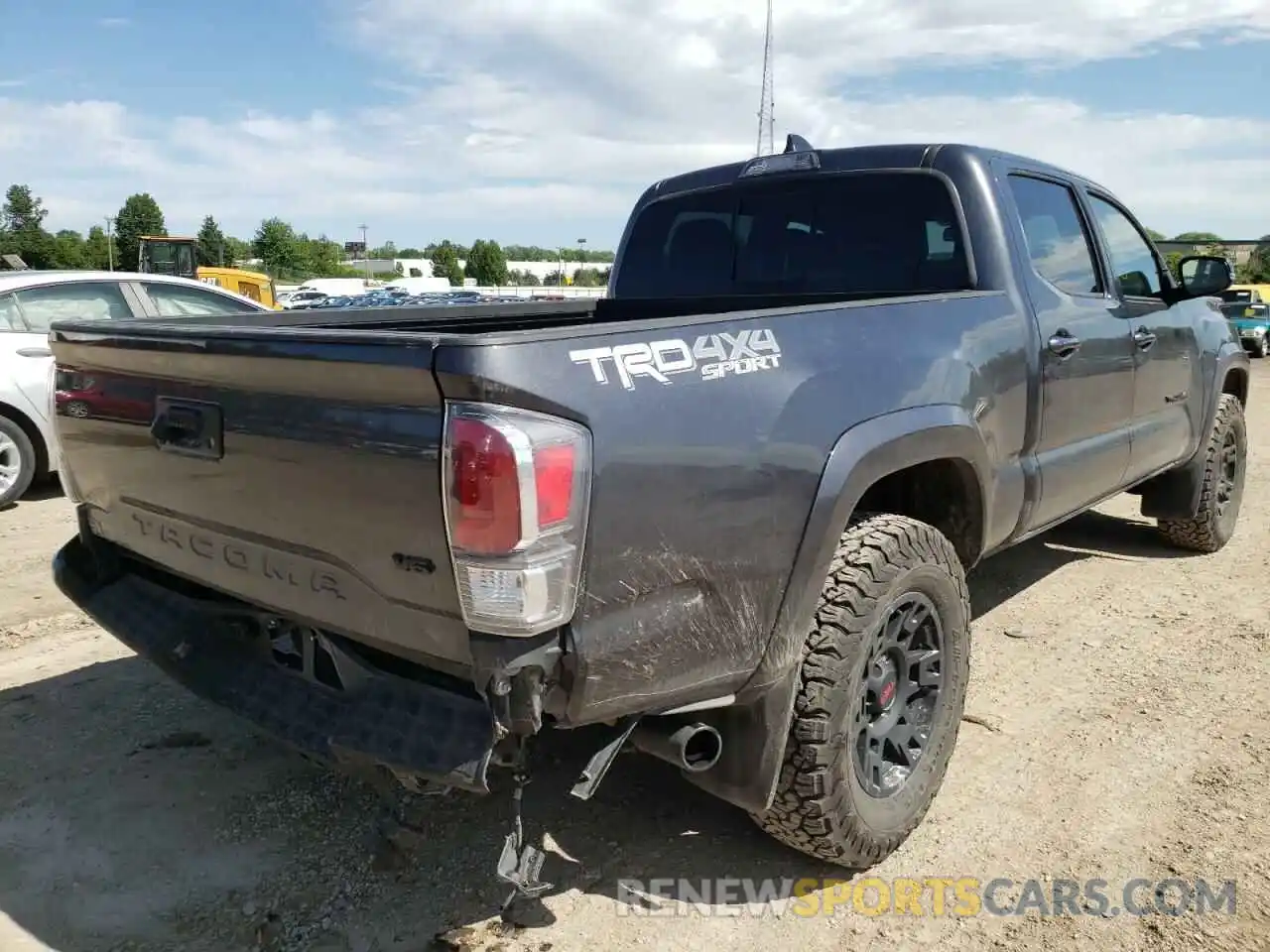 4 Photograph of a damaged car 3TMDZ5BN9MM115907 TOYOTA TACOMA 2021