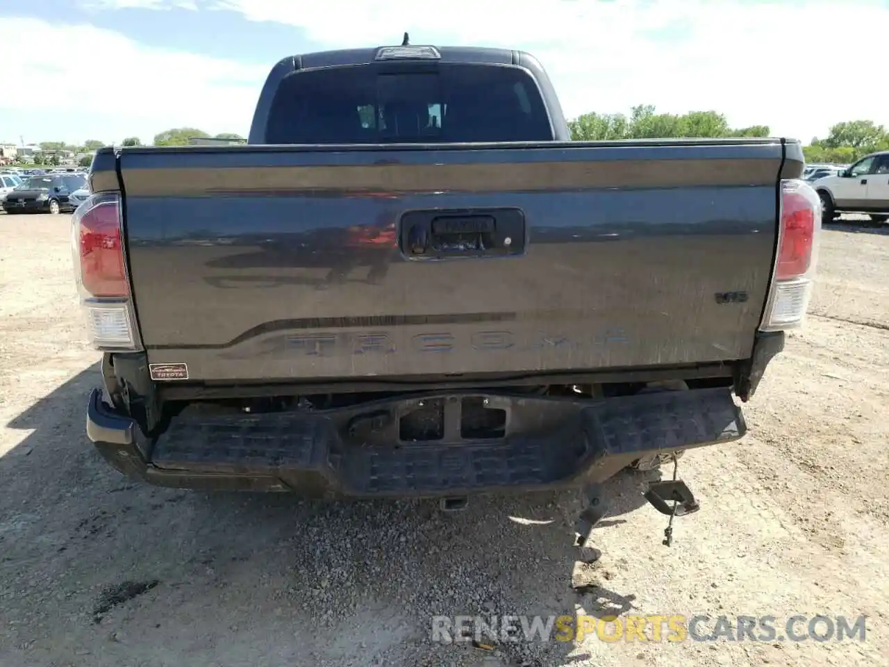 9 Photograph of a damaged car 3TMDZ5BN9MM115907 TOYOTA TACOMA 2021