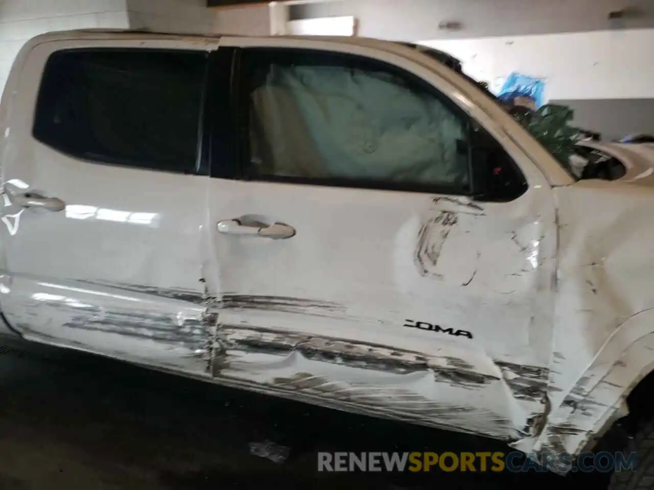 9 Photograph of a damaged car 3TMDZ5BN9MM120072 TOYOTA TACOMA 2021