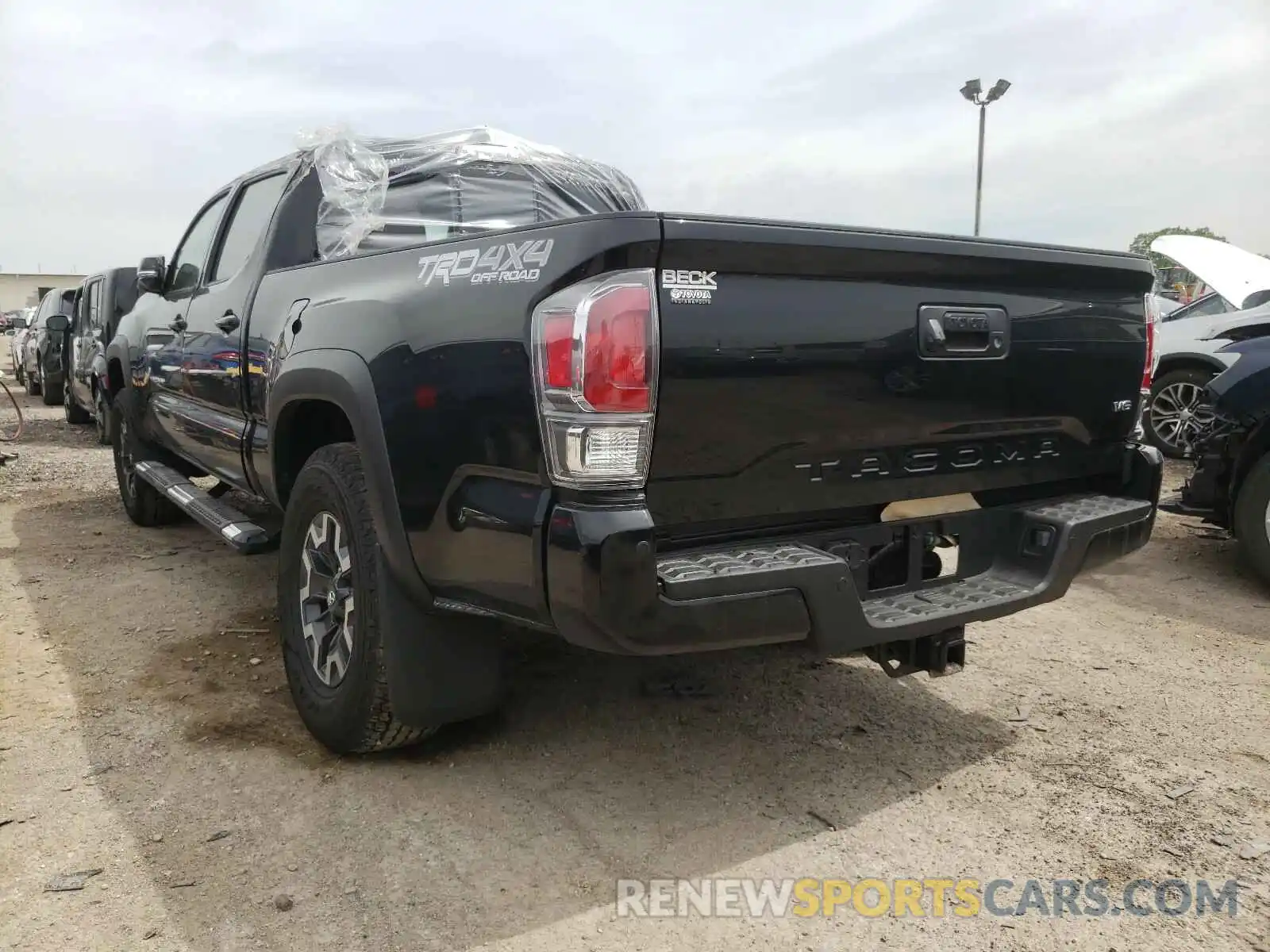 3 Photograph of a damaged car 3TMDZ5BNXMM101224 TOYOTA TACOMA 2021