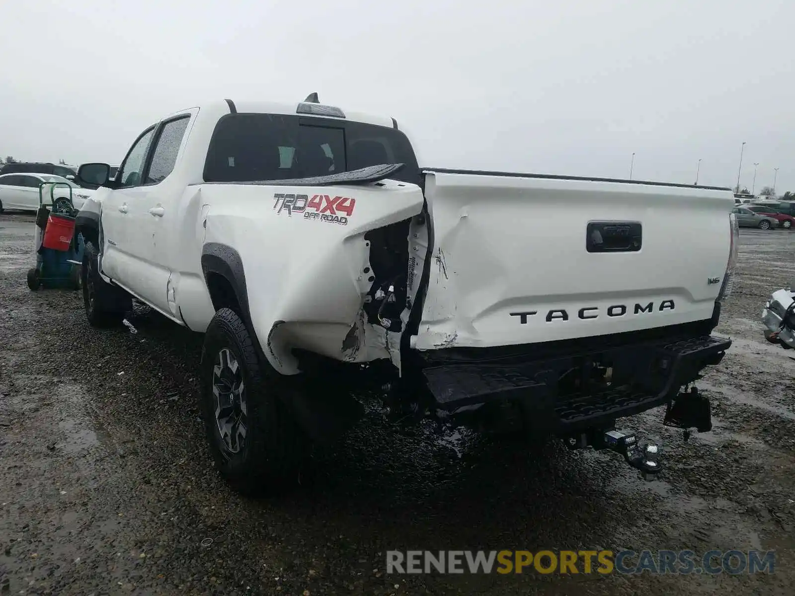 3 Photograph of a damaged car 3TMDZ5BNXMM105631 TOYOTA TACOMA 2021