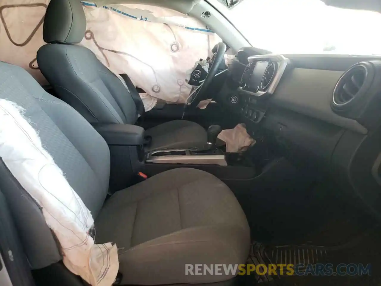 5 Photograph of a damaged car 3TMDZ5BNXMM109999 TOYOTA TACOMA 2021