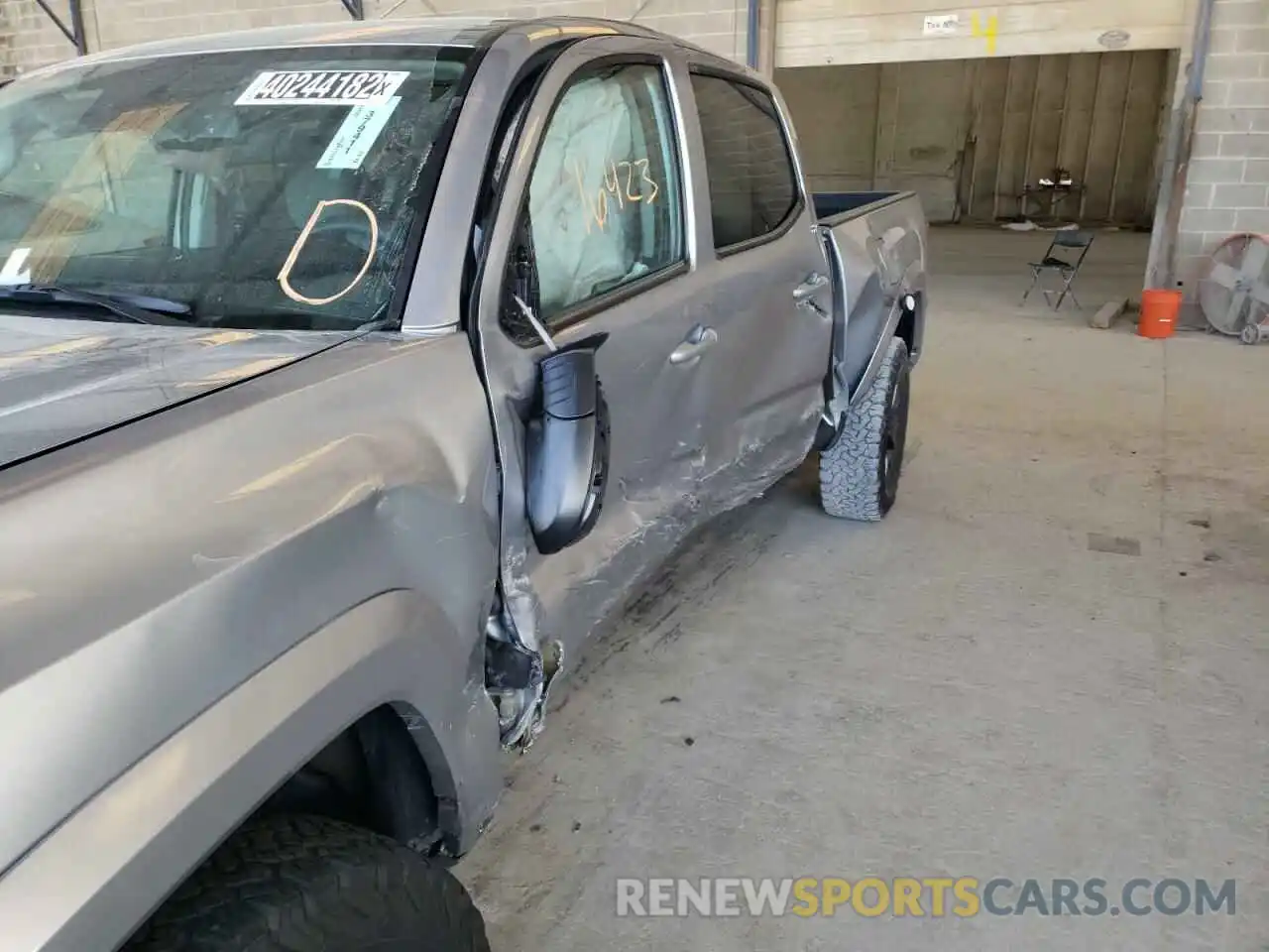 9 Photograph of a damaged car 3TMDZ5BNXMM109999 TOYOTA TACOMA 2021