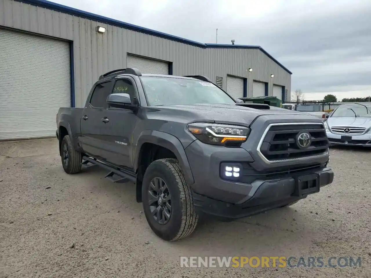 1 Photograph of a damaged car 3TMDZ5BNXMM117407 TOYOTA TACOMA 2021