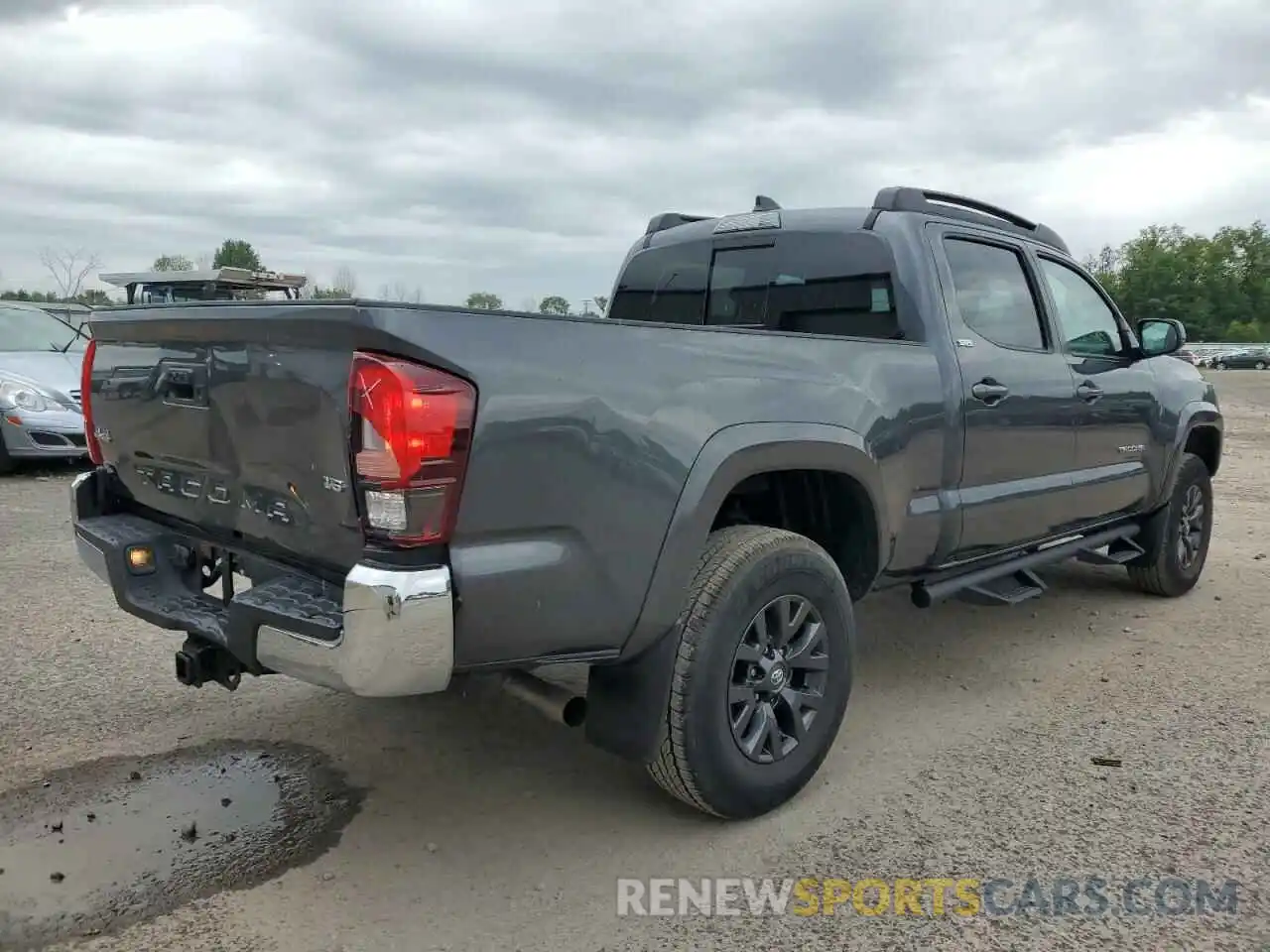 4 Photograph of a damaged car 3TMDZ5BNXMM117407 TOYOTA TACOMA 2021