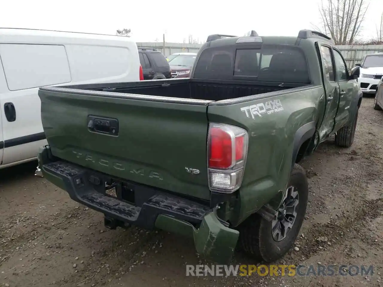 4 Photograph of a damaged car 3TMDZ5BNXMM118623 TOYOTA TACOMA 2021