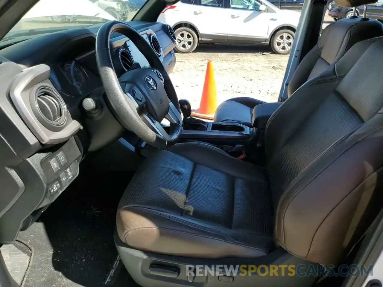 7 Photograph of a damaged car 3TMEZ5CN3MM155614 TOYOTA TACOMA 2021