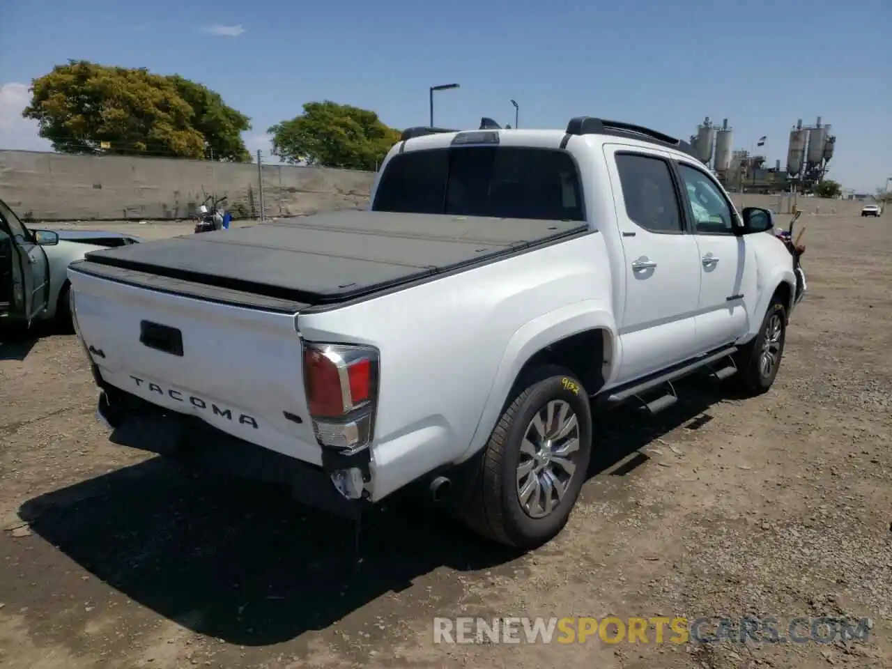 4 Photograph of a damaged car 3TMGZ5AN0MM413650 TOYOTA TACOMA 2021