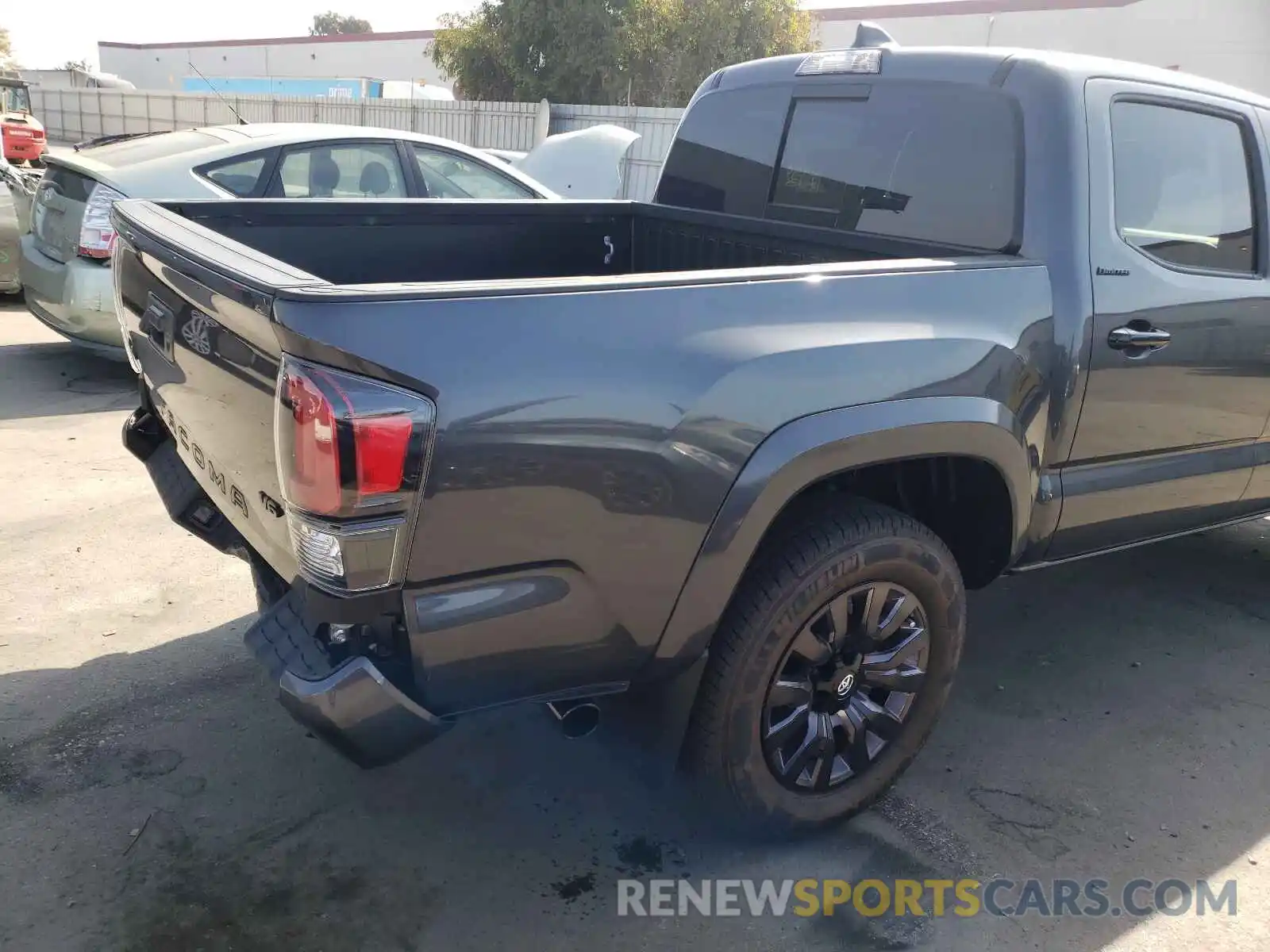 9 Photograph of a damaged car 3TMGZ5AN5MM428385 TOYOTA TACOMA 2021