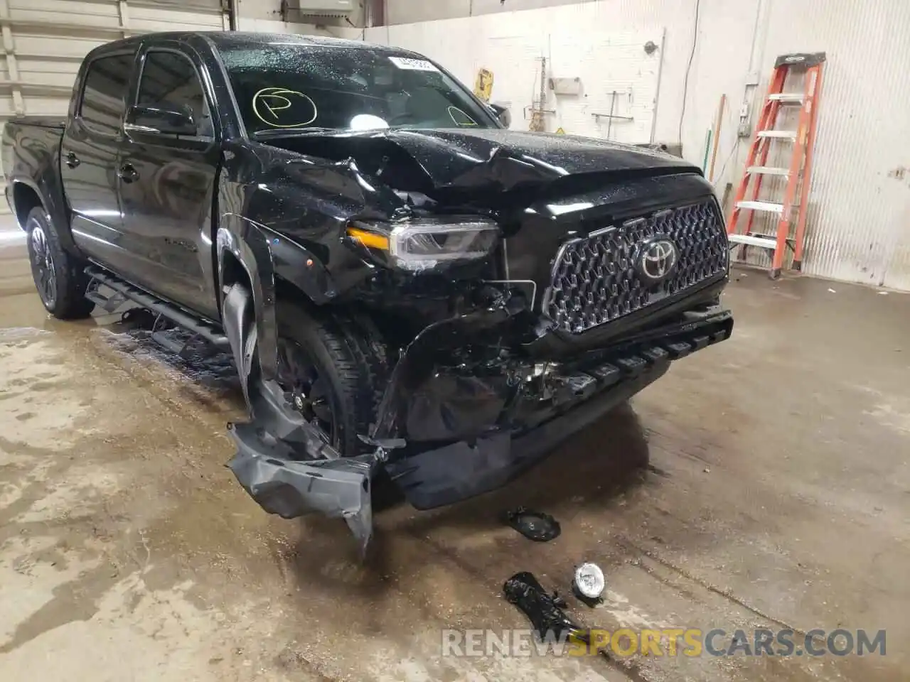 9 Photograph of a damaged car 3TMGZ5AN6MM401650 TOYOTA TACOMA 2021