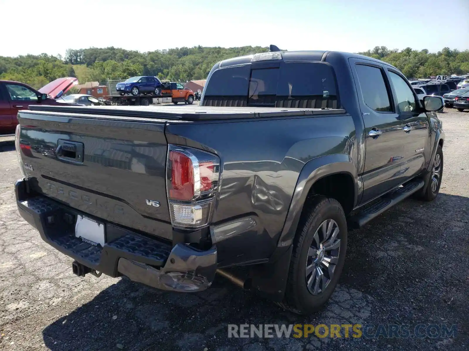 4 Photograph of a damaged car 3TMGZ5AN7MM435208 TOYOTA TACOMA 2021