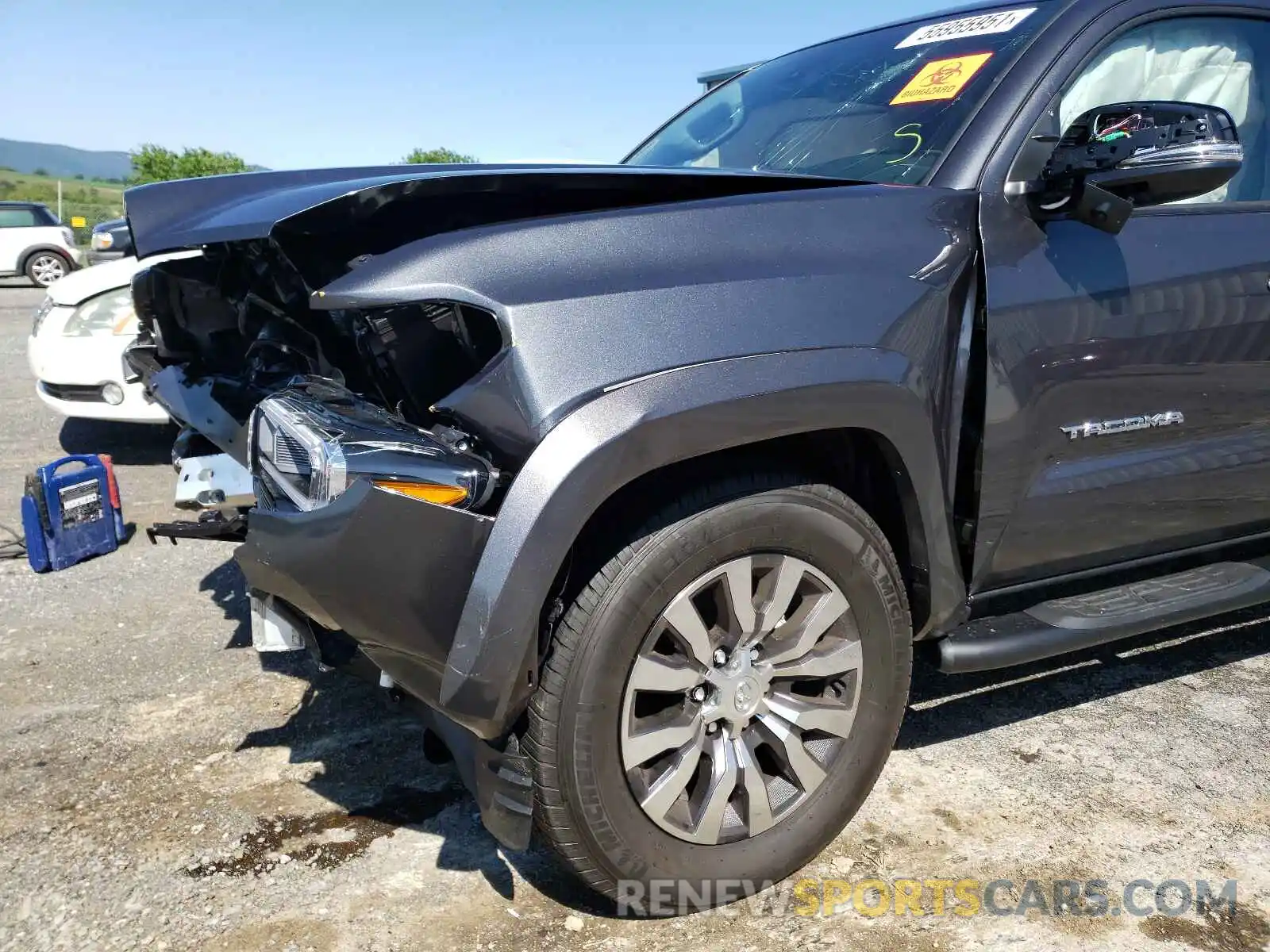 9 Photograph of a damaged car 3TMGZ5AN7MM435208 TOYOTA TACOMA 2021