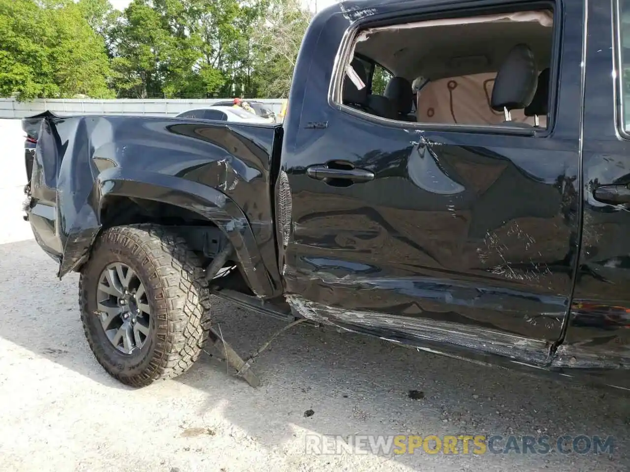 9 Photograph of a damaged car 3TYAX5GN0MT012915 TOYOTA TACOMA 2021