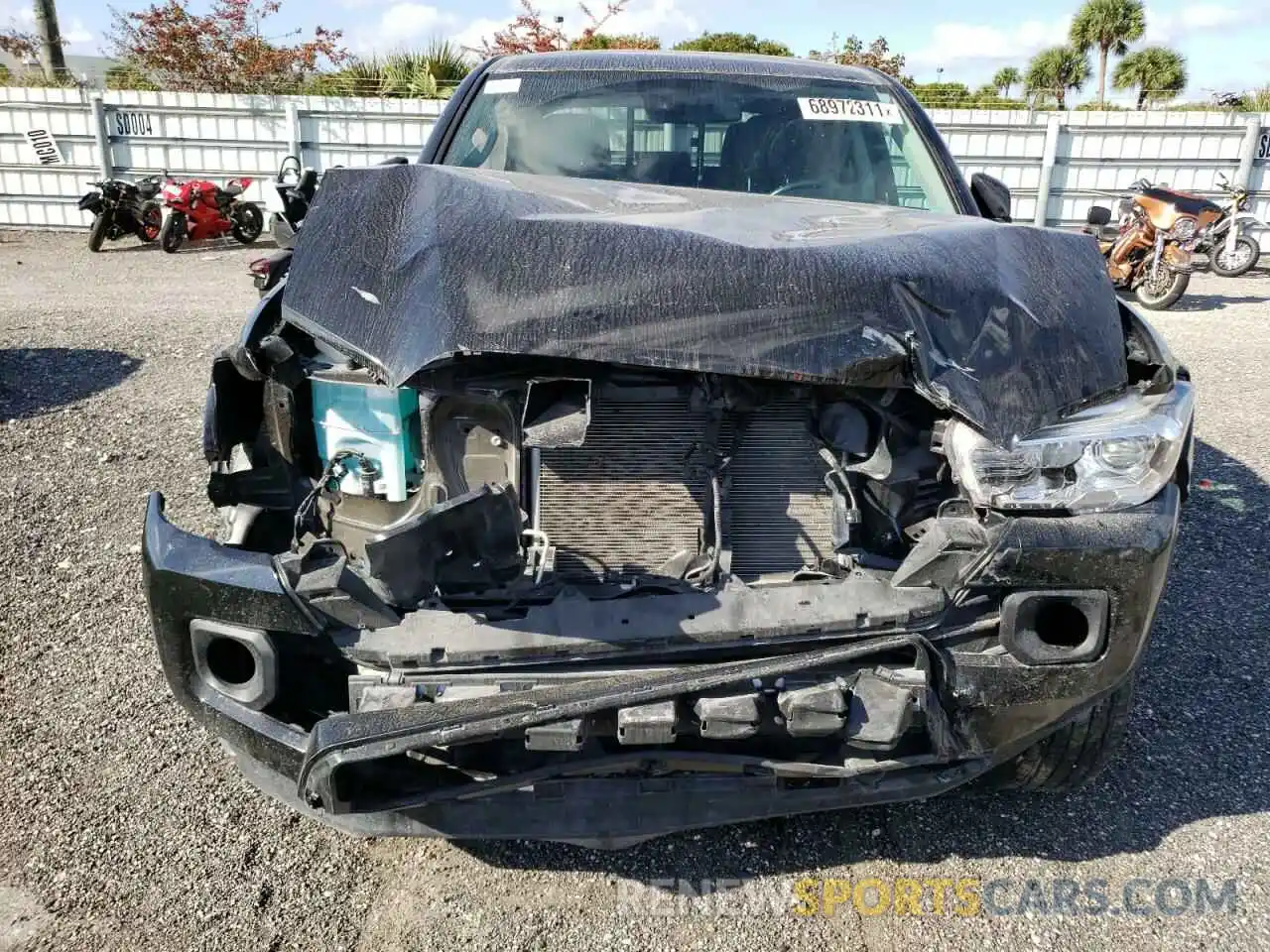 9 Фотография поврежденного автомобиля 3TYAX5GN0MT014258 TOYOTA TACOMA 2021