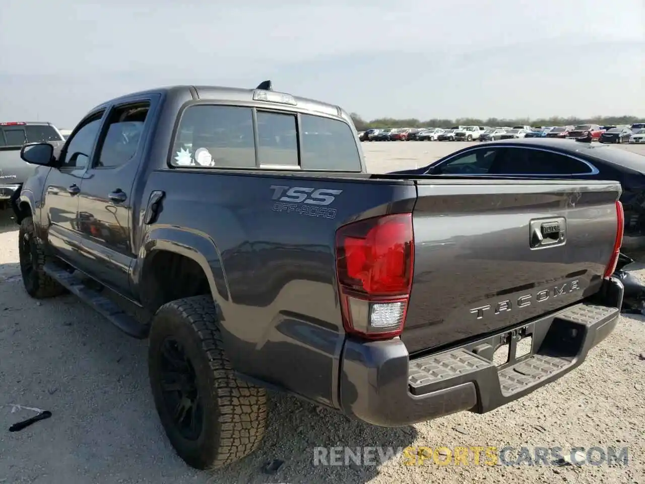 3 Photograph of a damaged car 3TYAX5GN0MT024000 TOYOTA TACOMA 2021