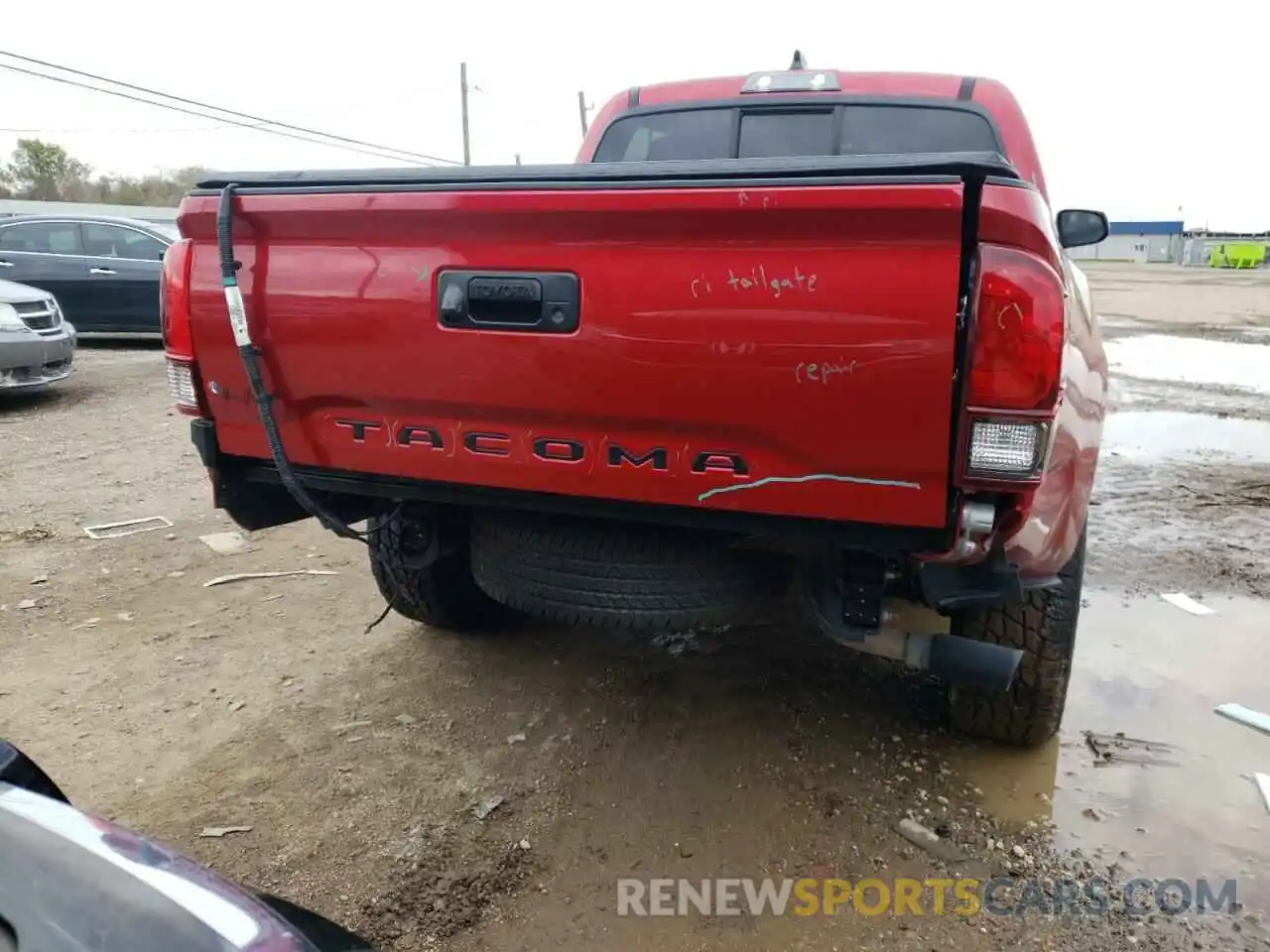 9 Photograph of a damaged car 3TYAX5GN1MT011868 TOYOTA TACOMA 2021