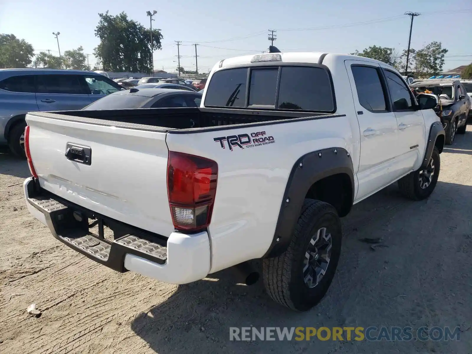 4 Photograph of a damaged car 3TYAX5GN1MT014057 TOYOTA TACOMA 2021