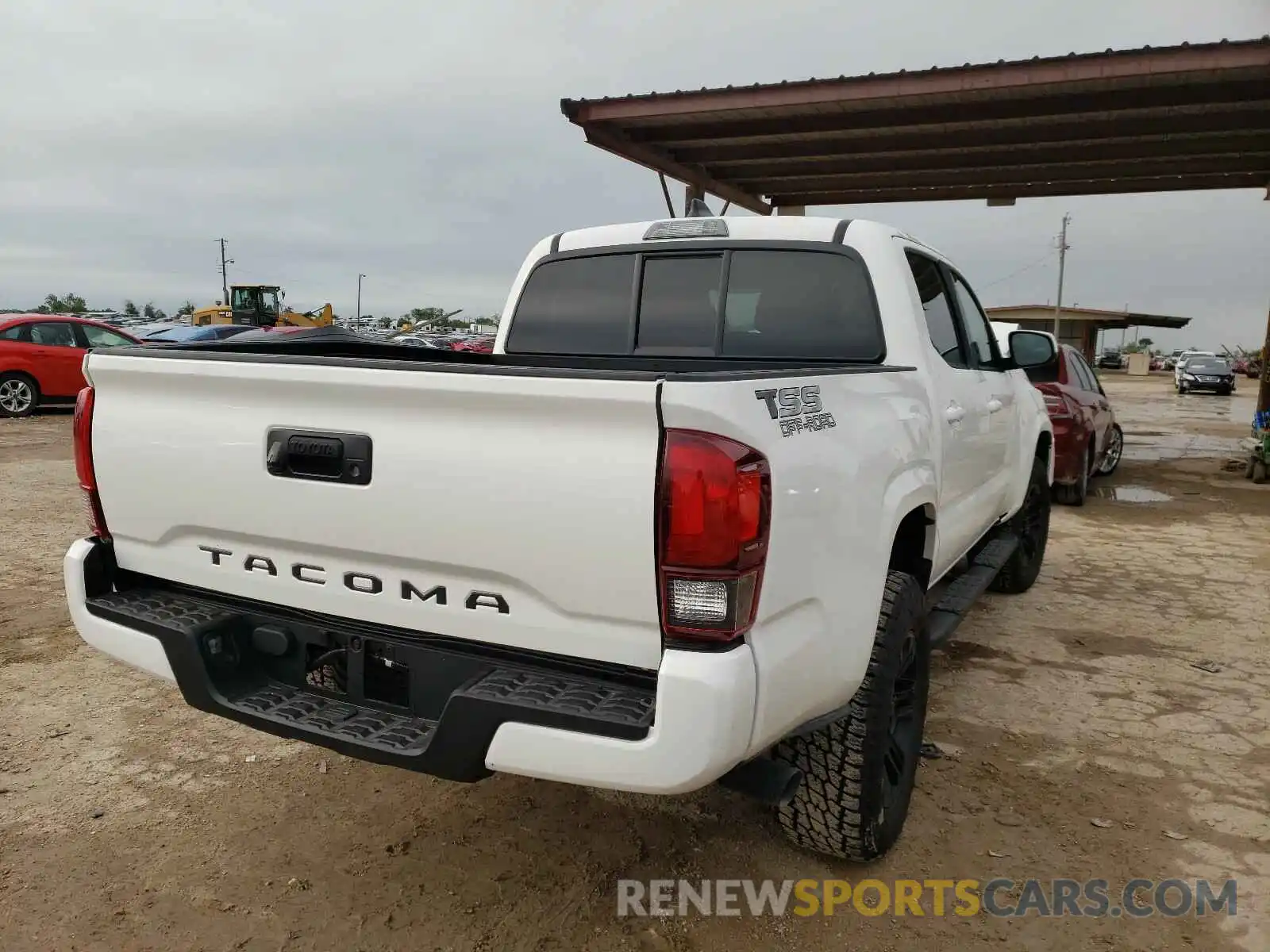 4 Фотография поврежденного автомобиля 3TYAX5GN1MT014172 TOYOTA TACOMA 2021