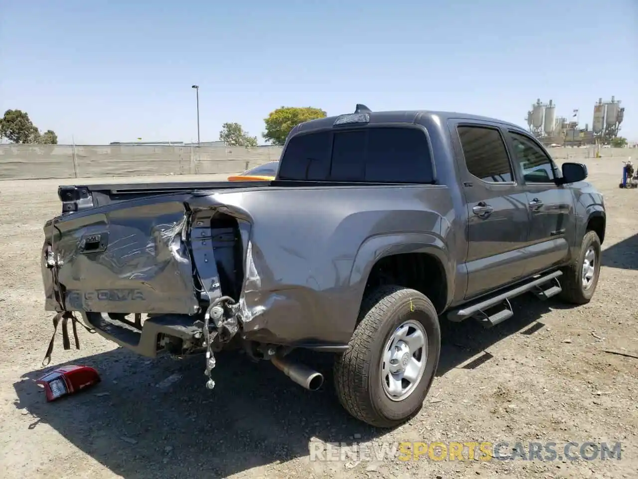 4 Фотография поврежденного автомобиля 3TYAX5GN2MT012916 TOYOTA TACOMA 2021