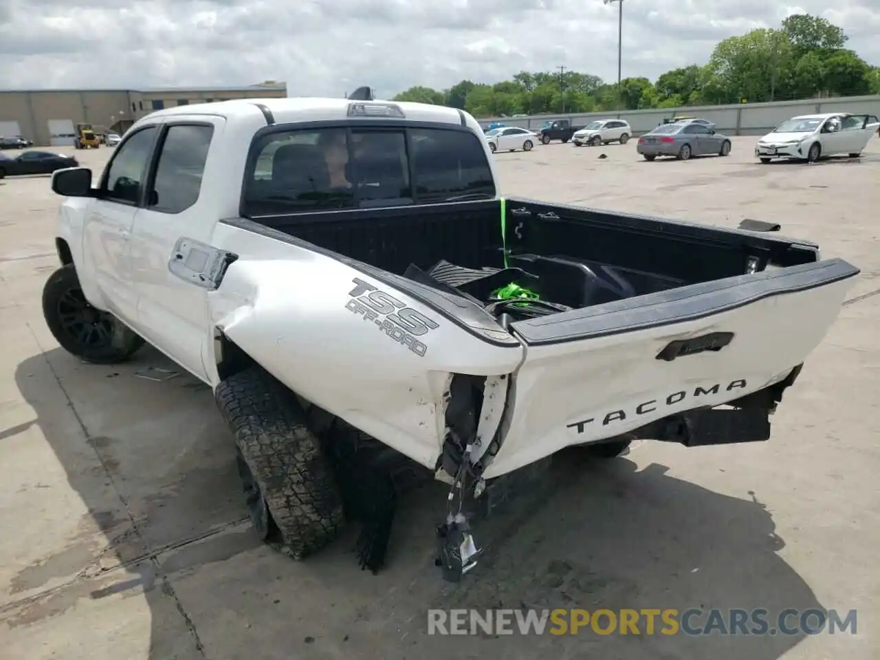 3 Photograph of a damaged car 3TYAX5GN2MT023771 TOYOTA TACOMA 2021