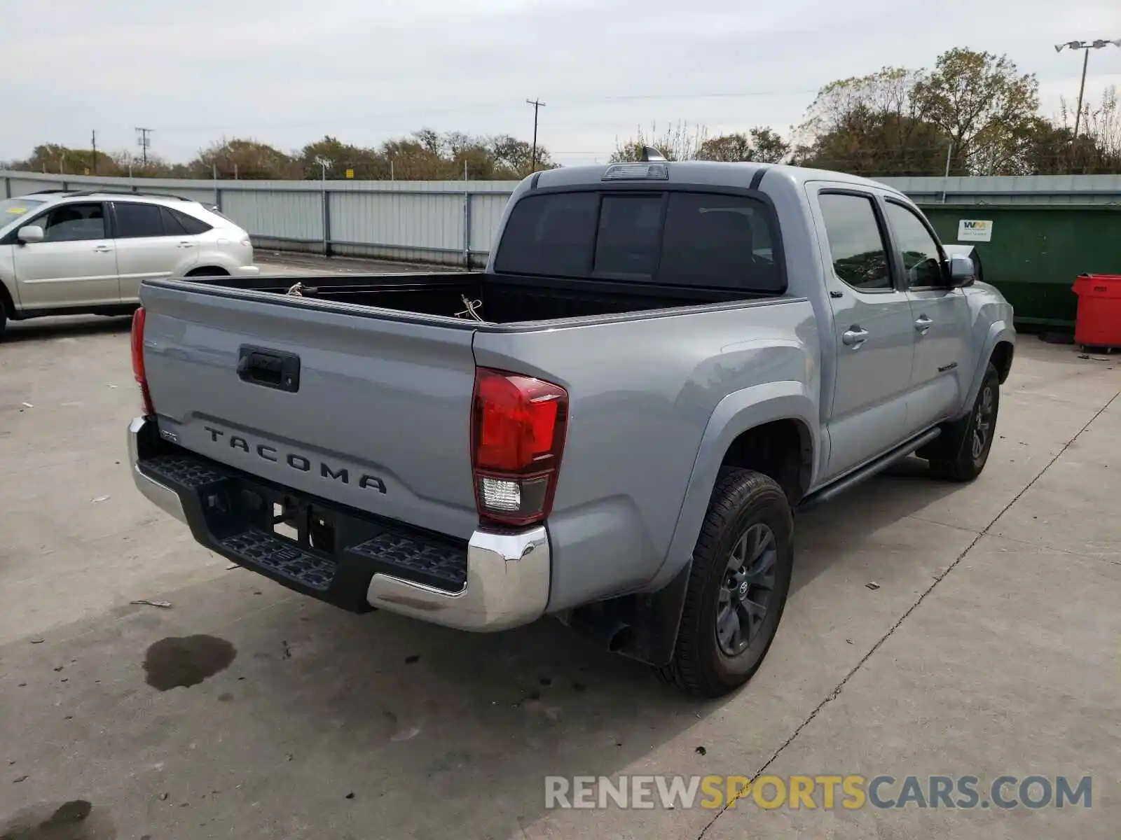 4 Photograph of a damaged car 3TYAX5GN4MT013274 TOYOTA TACOMA 2021