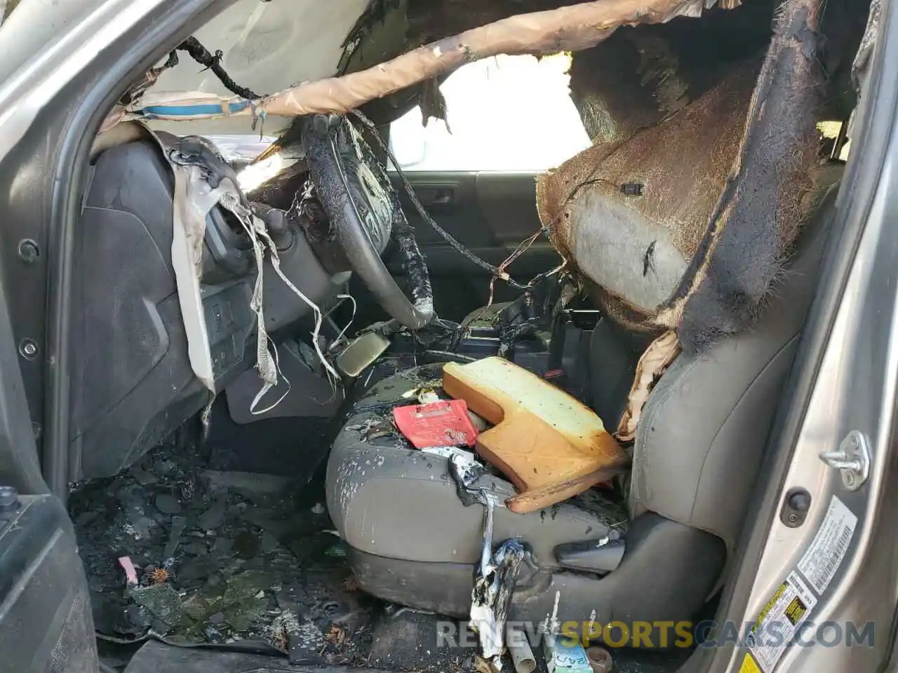 7 Photograph of a damaged car 3TYAX5GN4MT018829 TOYOTA TACOMA 2021