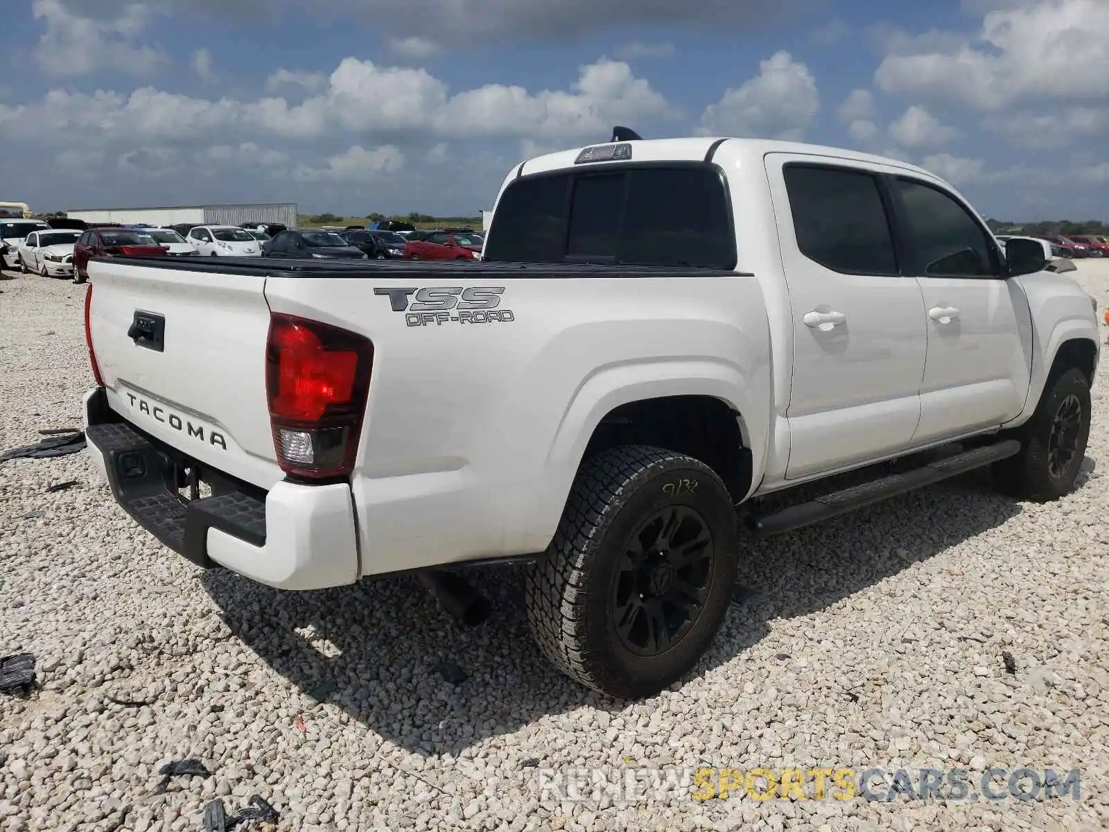 4 Photograph of a damaged car 3TYAX5GN5MT022971 TOYOTA TACOMA 2021