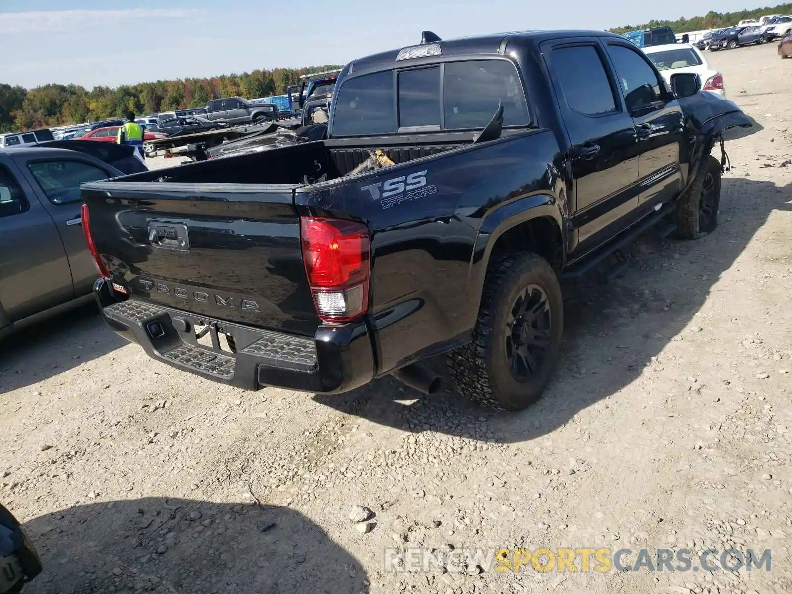 4 Фотография поврежденного автомобиля 3TYAX5GN5MT027653 TOYOTA TACOMA 2021