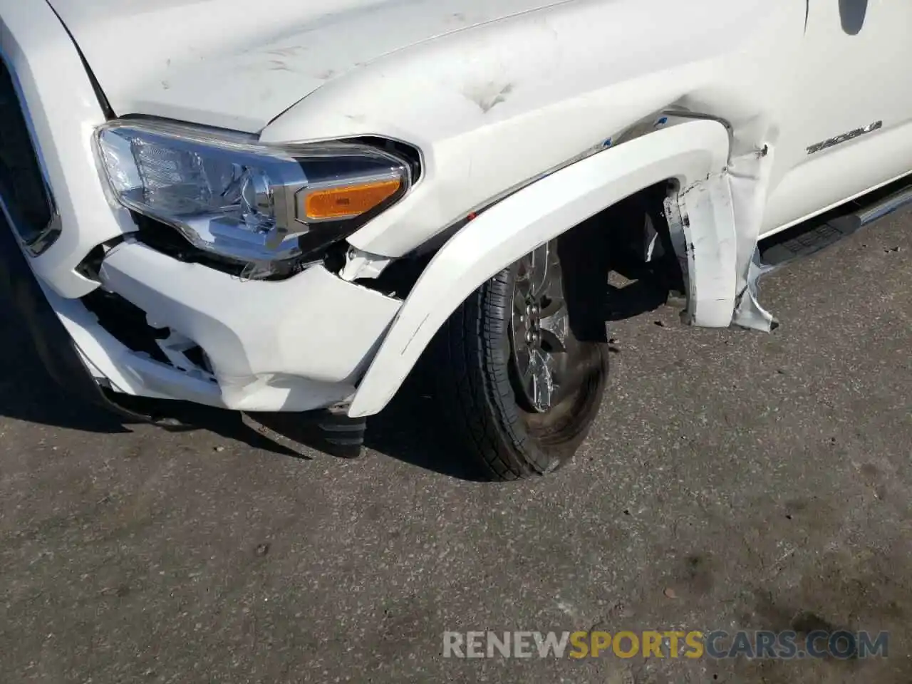 9 Photograph of a damaged car 3TYAX5GN5MT029287 TOYOTA TACOMA 2021