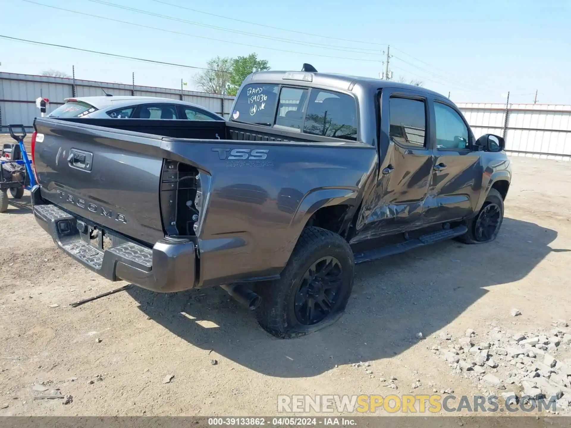 4 Фотография поврежденного автомобиля 3TYAX5GN6MT018959 TOYOTA TACOMA 2021