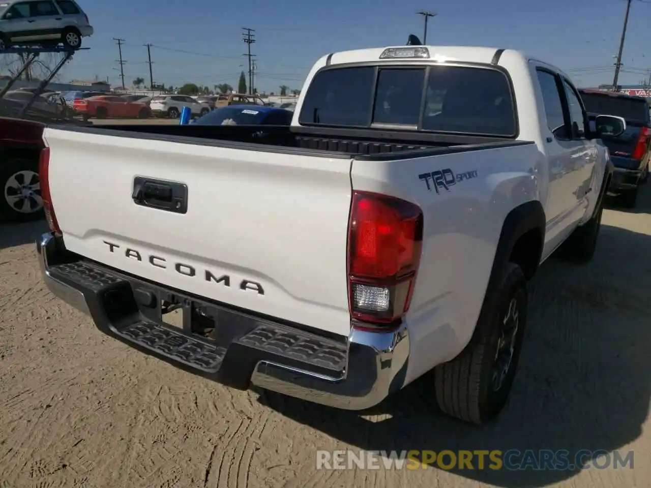 4 Photograph of a damaged car 3TYAX5GN7MT013897 TOYOTA TACOMA 2021