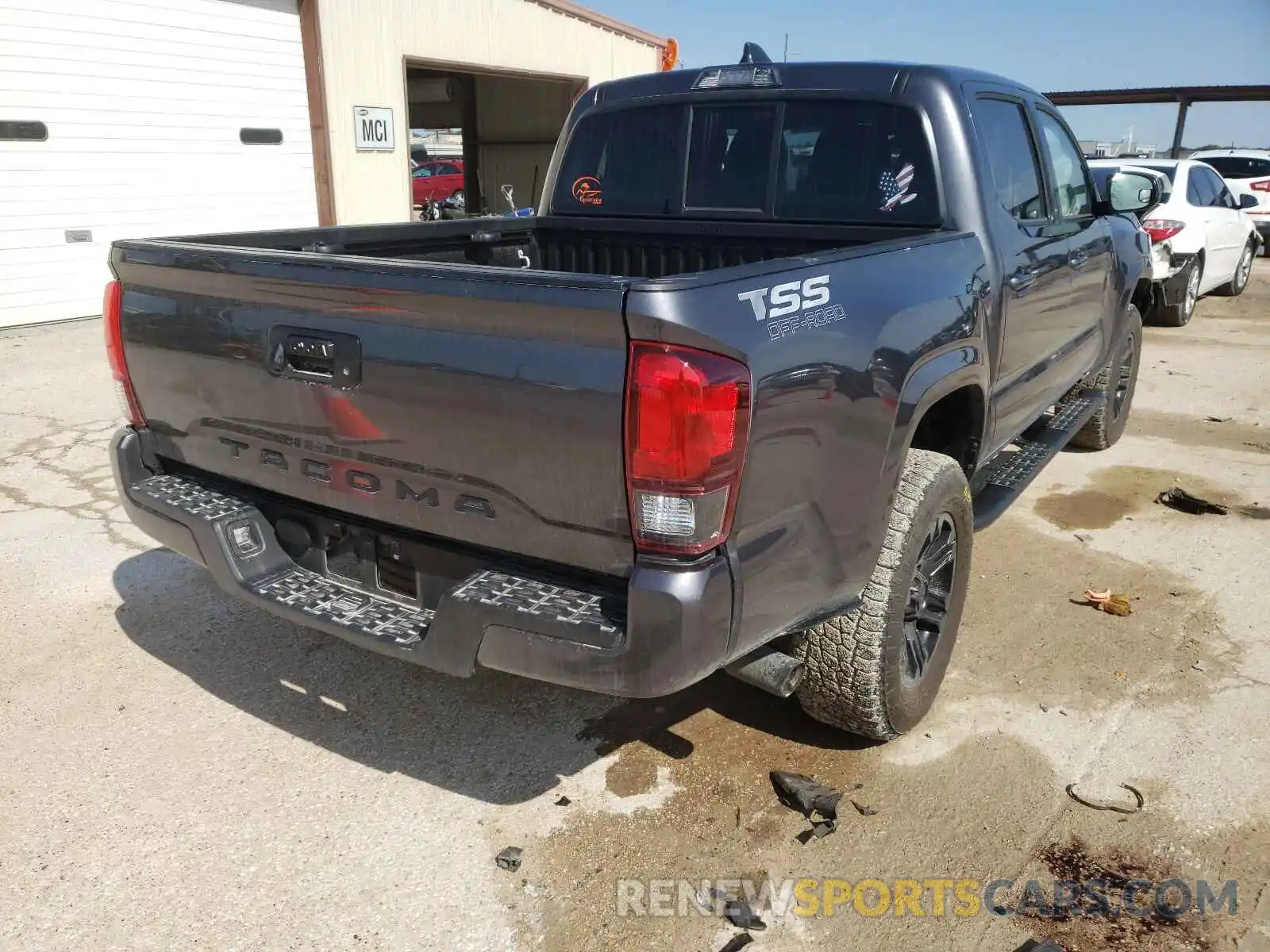 4 Photograph of a damaged car 3TYAX5GN7MT017495 TOYOTA TACOMA 2021