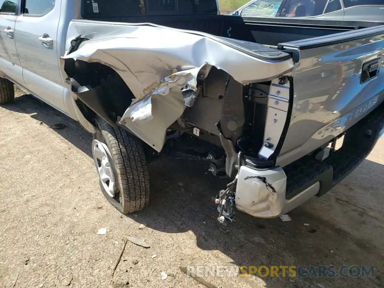 9 Photograph of a damaged car 3TYAX5GN7MT019991 TOYOTA TACOMA 2021