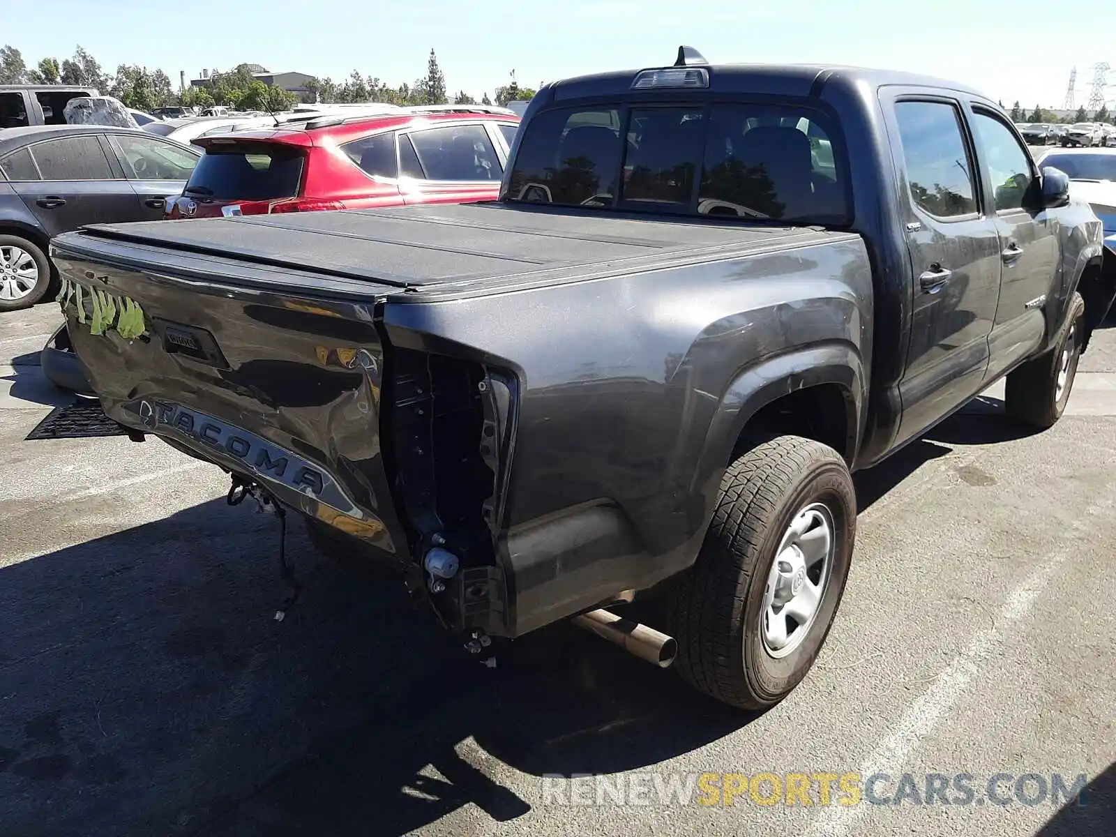 4 Photograph of a damaged car 3TYAX5GN8MT010037 TOYOTA TACOMA 2021