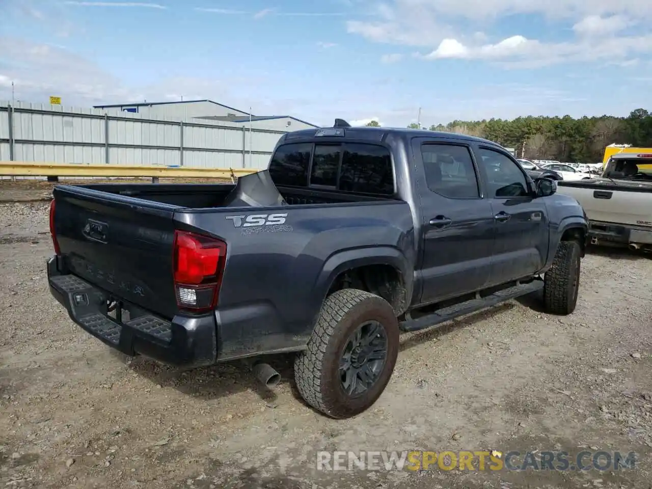 4 Photograph of a damaged car 3TYAX5GN8MT032622 TOYOTA TACOMA 2021