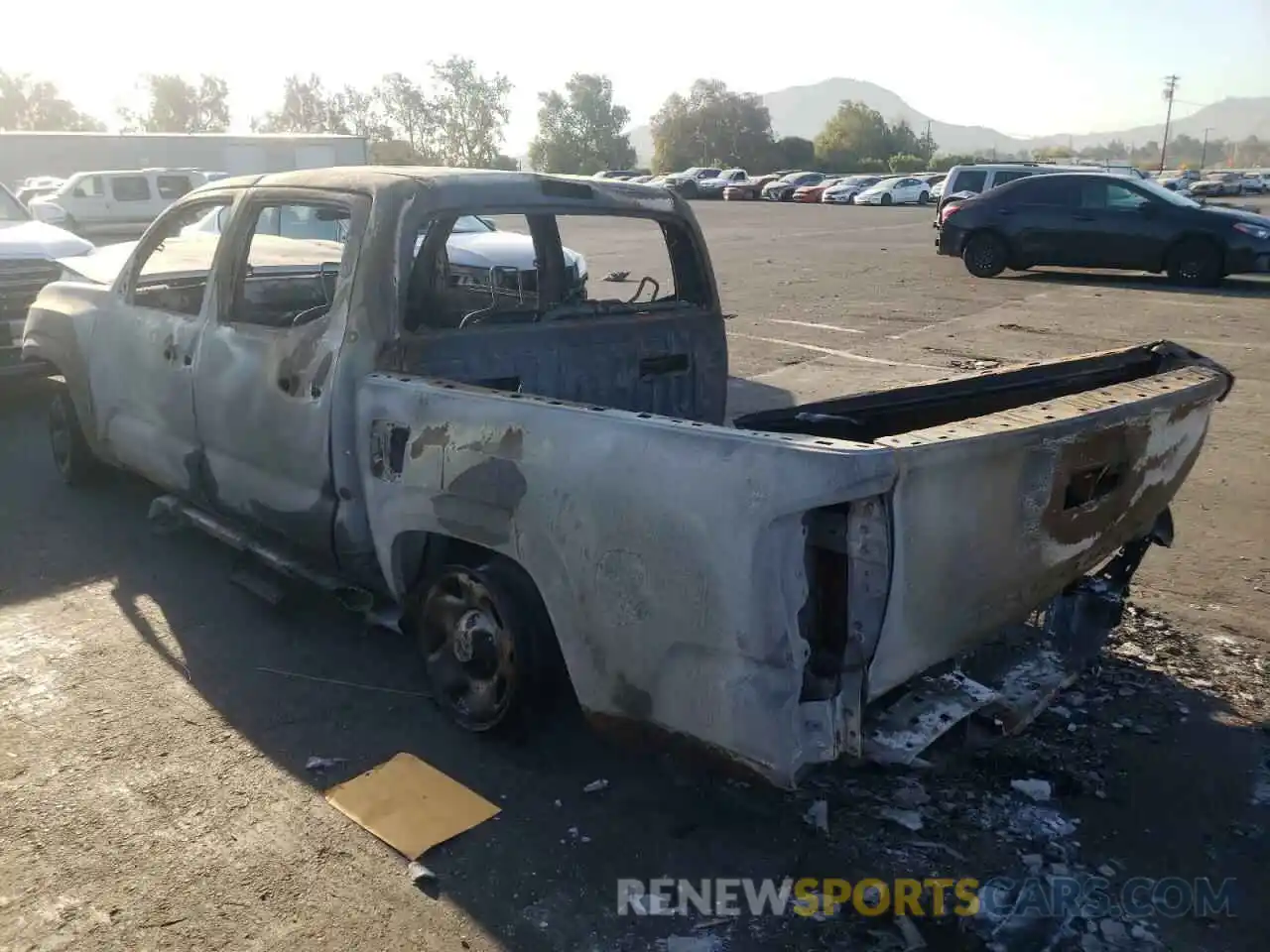 3 Photograph of a damaged car 3TYAX5GN9MT012136 TOYOTA TACOMA 2021