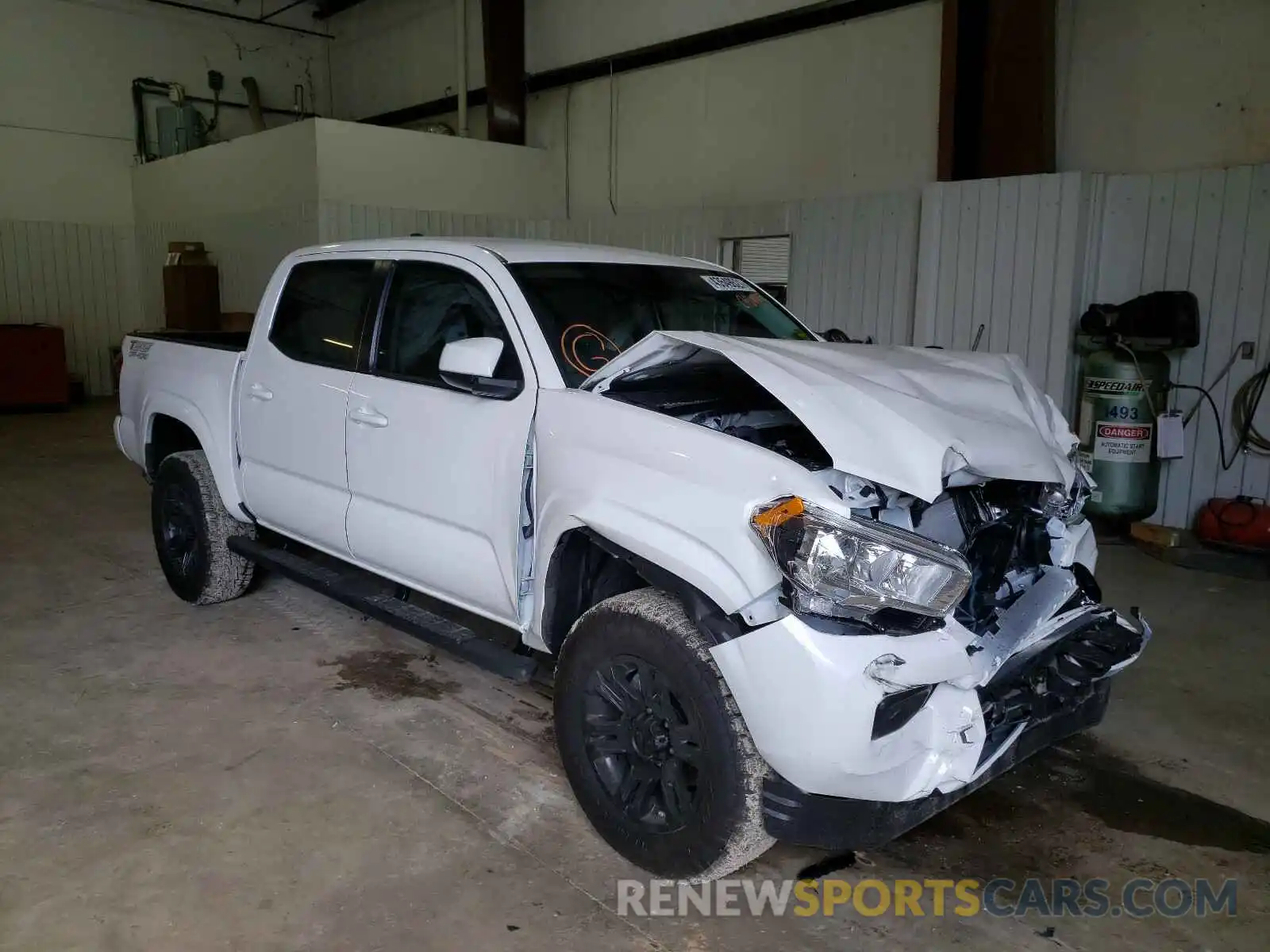 1 Photograph of a damaged car 3TYAX5GN9MT016445 TOYOTA TACOMA 2021