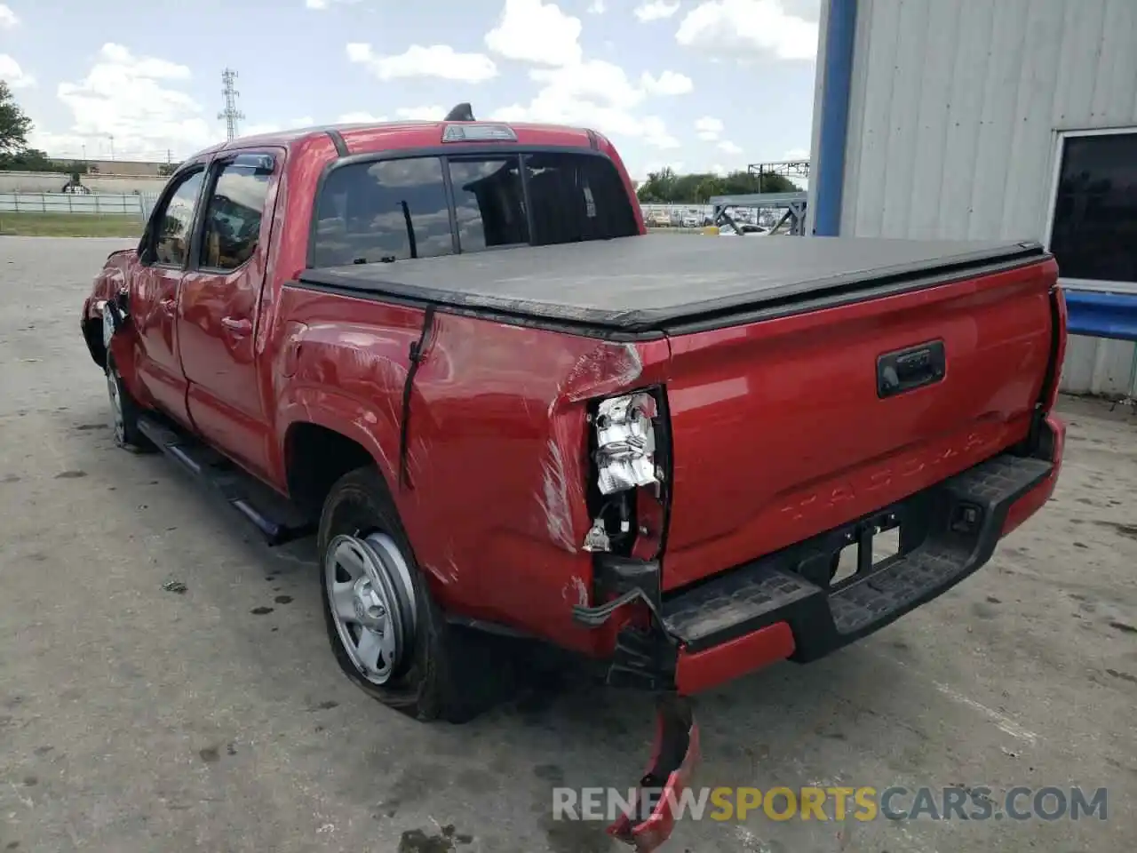 3 Photograph of a damaged car 3TYAX5GN9MT018776 TOYOTA TACOMA 2021