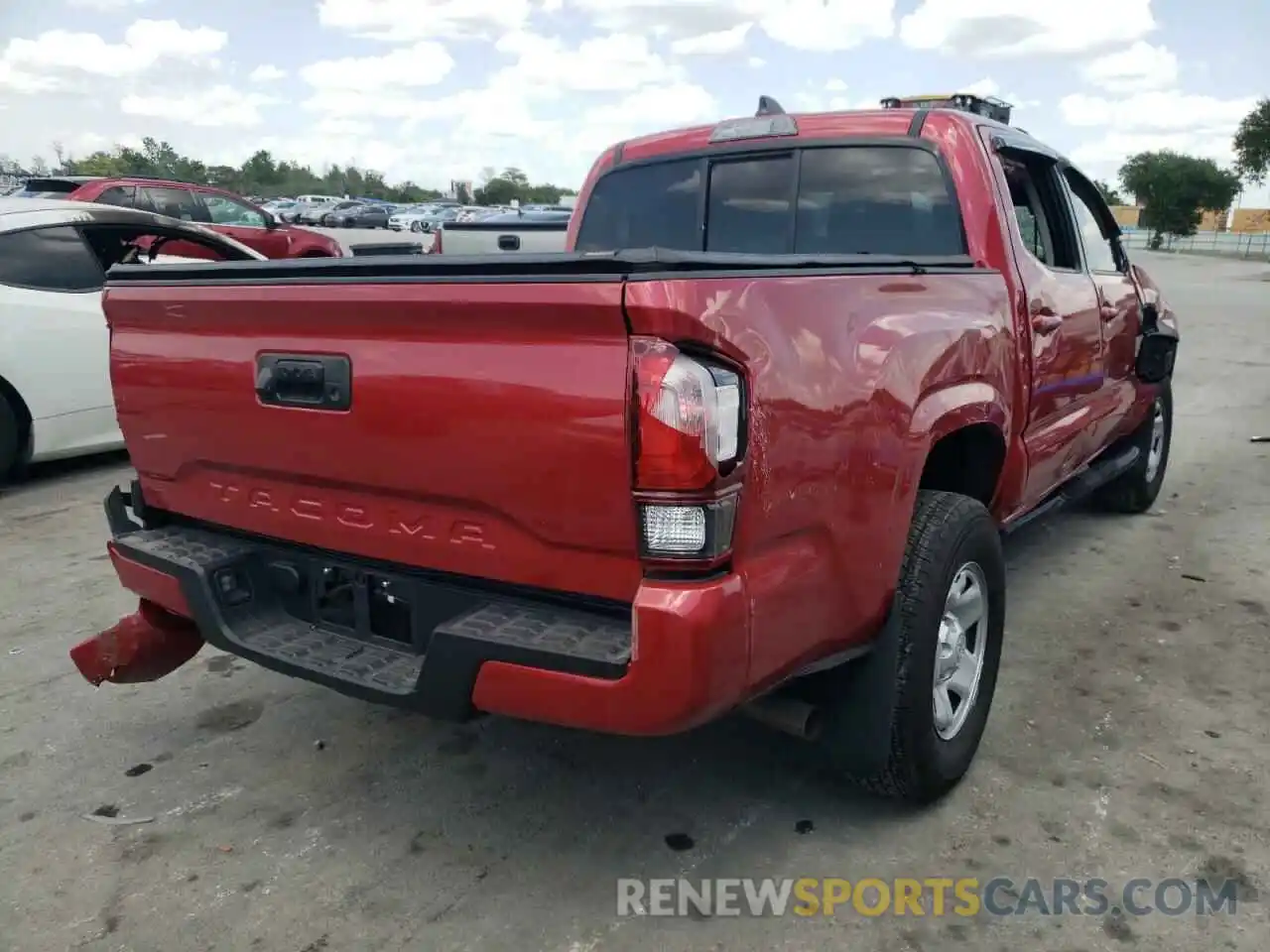 4 Photograph of a damaged car 3TYAX5GN9MT018776 TOYOTA TACOMA 2021