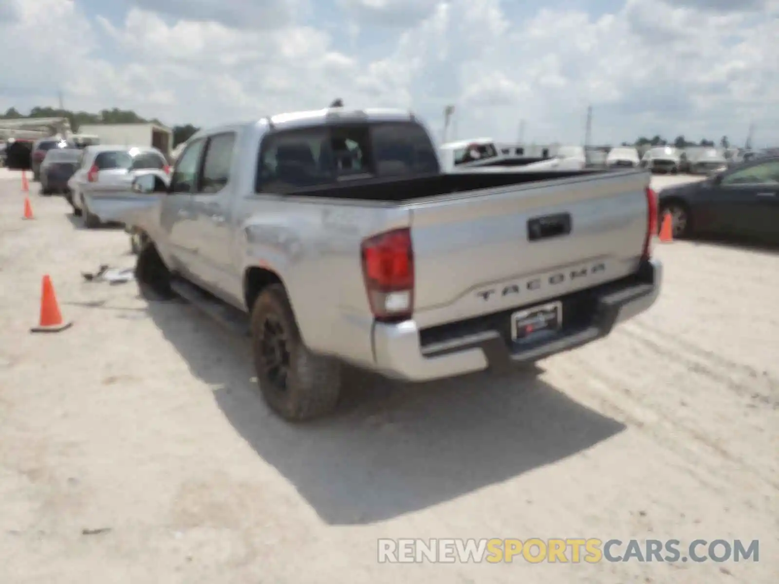 3 Photograph of a damaged car 3TYAX5GN9MT021421 TOYOTA TACOMA 2021