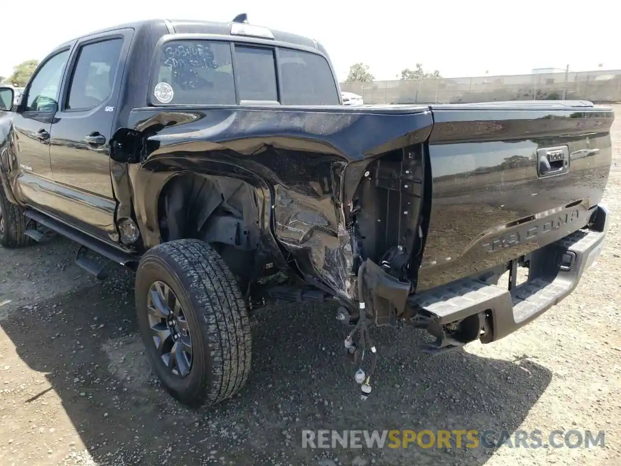 9 Photograph of a damaged car 3TYAX5GNXMT013098 TOYOTA TACOMA 2021