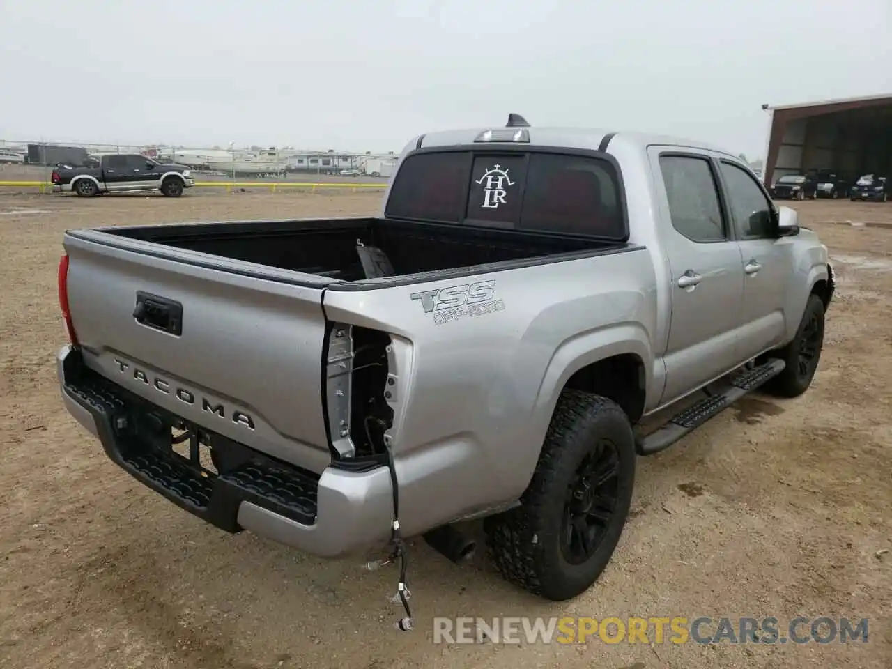 4 Photograph of a damaged car 3TYAX5GNXMT013814 TOYOTA TACOMA 2021