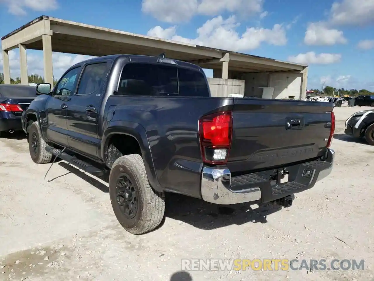 3 Photograph of a damaged car 3TYAZ5CN1MT006606 TOYOTA TACOMA 2021